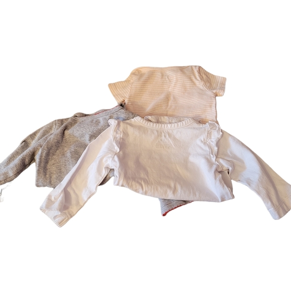 Lot 3 Carter's 3 Month One Piece "Cutest Little Sister" Bear Bow - Picture 5 of 7